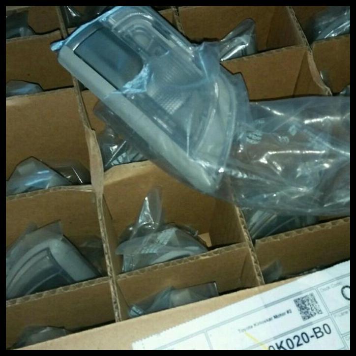 TERBARU LAMPU PLAFON MOBIL KIJANG INNOVA REBORN TIPE Q BAGIAN TENGAH