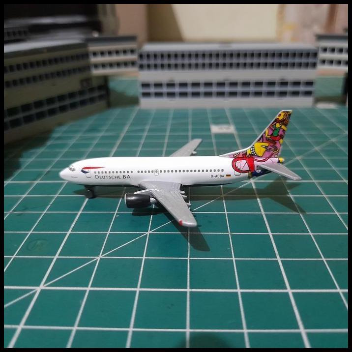 HOT DEAL HERPA WINGS SKALA 1:500 - DEUTSCHE BA BOEING 737-300 "PAPART" HWP08 