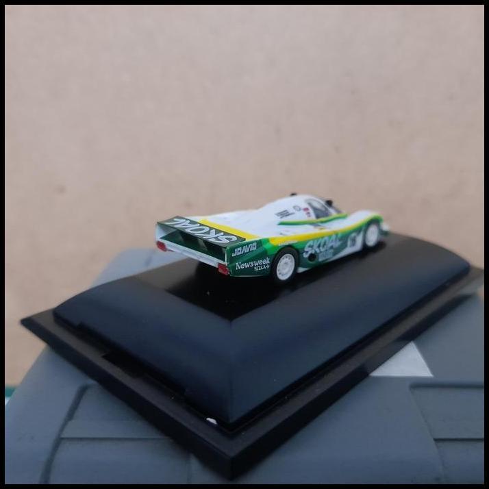TERBARU TRUMPETER SKALA 1:87 - PORSCHE 956 24H LE MANS 1983 SKOAL (IM42)