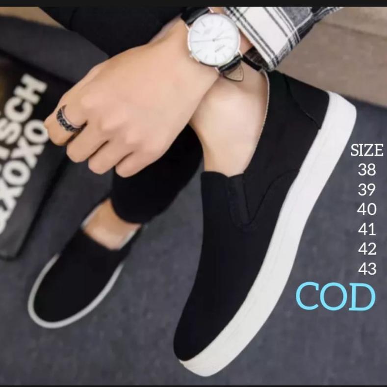 TERLARIS Spatu Pria Terbaru sepatu Slip on hitam polos spatu sneakers cowok murah spatu tanpa tali c