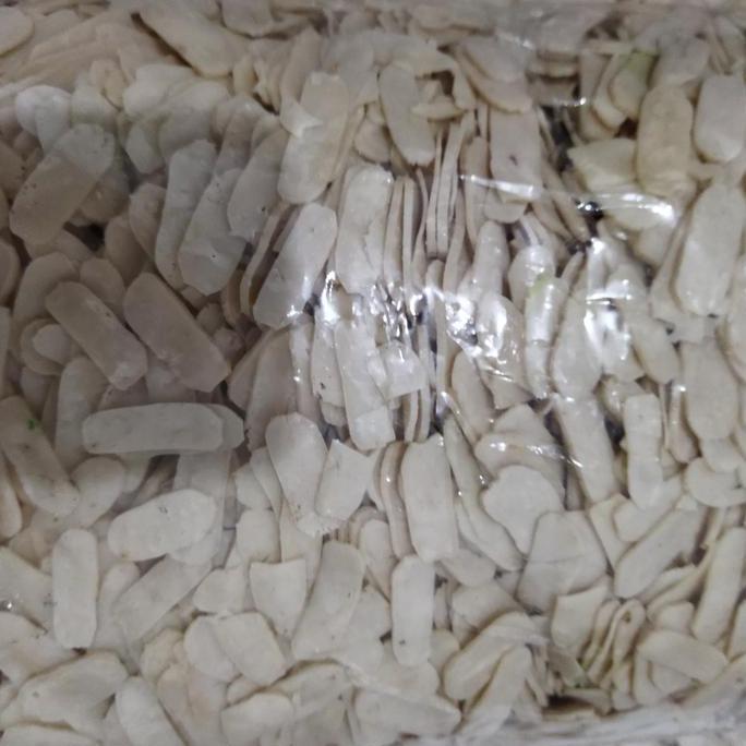 Kerupuk ikan 1 bal isi 5 kg ( mentah )