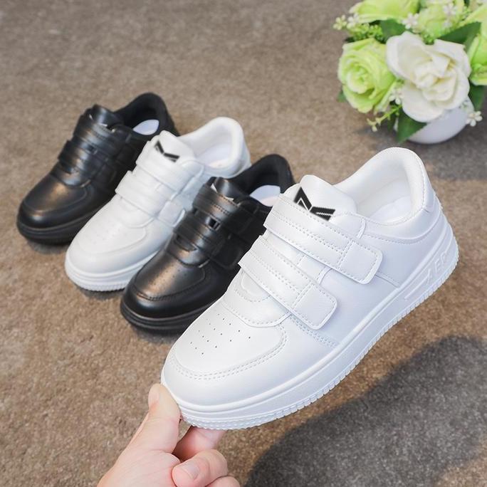 Terbaru Sepatu Sekolah Hitam Anak Gio Saverino Hans