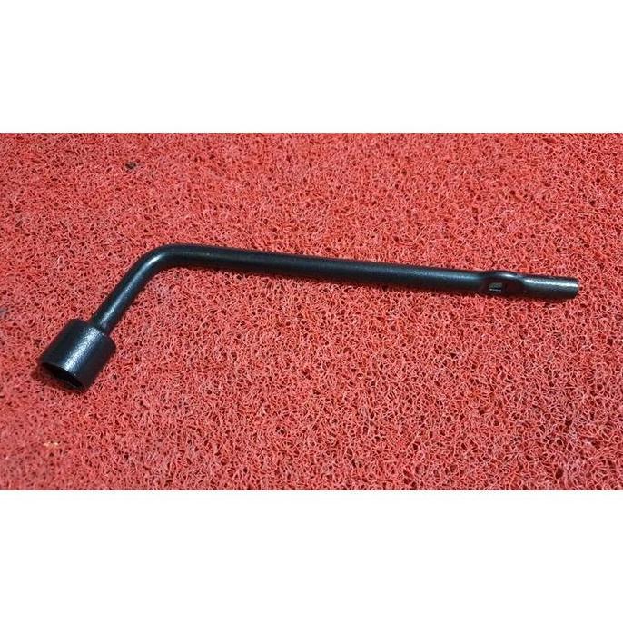 Ready Kunci Roda 21 MM Avanza / Xenia Metema Original Logam