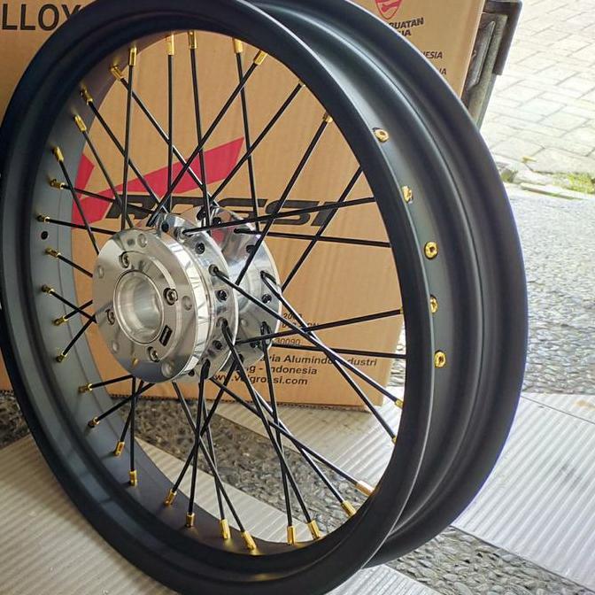 VELG DEPAN ROSSI 300 RING17 TROMOL DEPAN VIXION NEW VIXION OLD SCORPIO