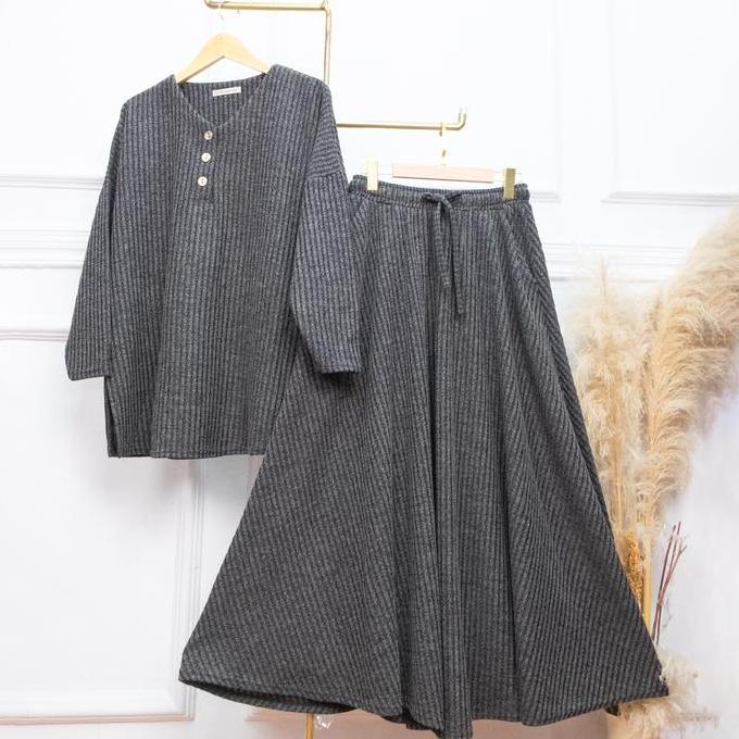 SetRok Rajut Melange Gamila Kancing - JV Hasanah Gamila Rajut Melange Set Rok Adem Jumbo terlaris