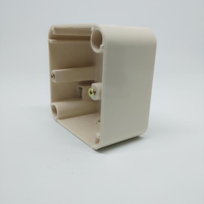 Outbow Doos / Dus Broco Gracio Cream