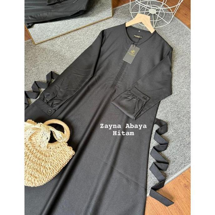 Zayna Abaya by Allia Collection | gamis hitam putih bahan toyobo katun madinah