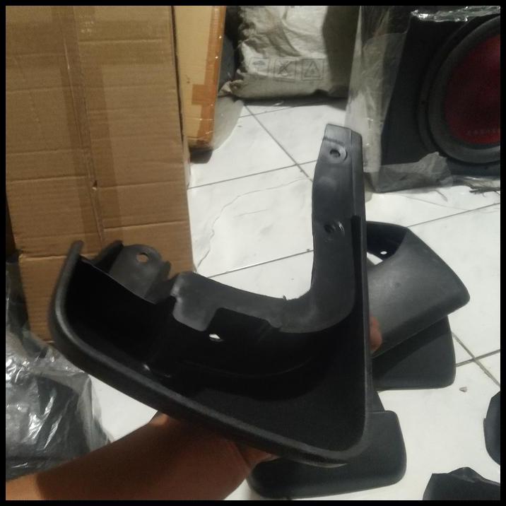 DISKON KARPET LUMPUR MUD GUARD MOBIL  AVANZA LAMA / XENIA LAMA  2004 UP DEPAN KIRI 1 PCS