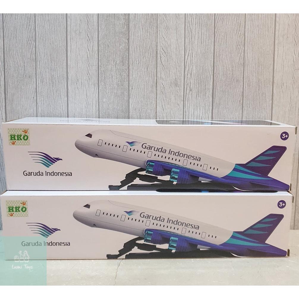 OFFICIAL Mainan Pesawat Garuda Indonesia Baterai Light & Sound A330-130GA