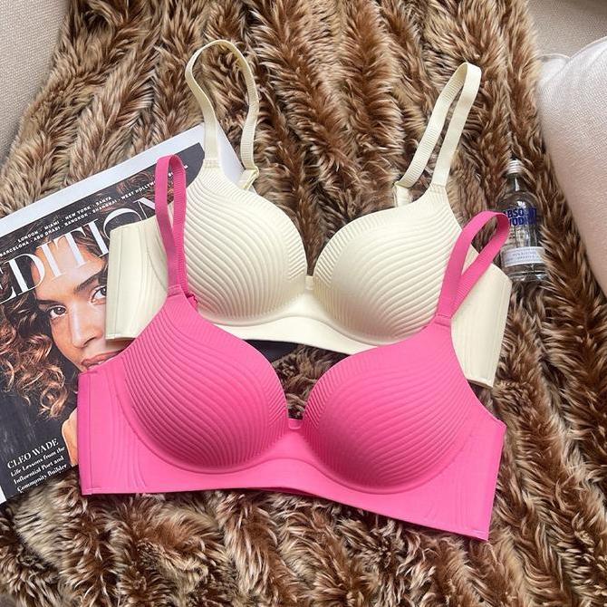 Murah Bra Tanpa Kawat Seamless Breathable Sayap Lebar Nyaman Halus Polos Busa Bh Wanita Tipis Lembut