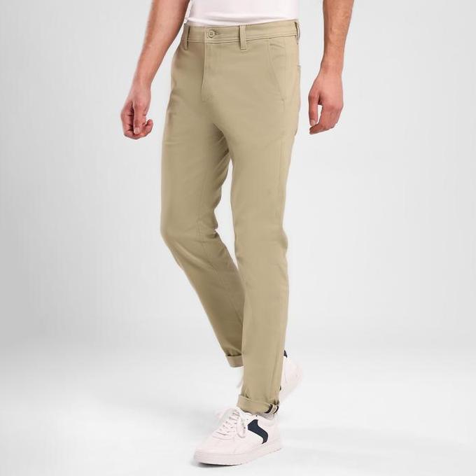 EDWIN JEANS - Celana Panjang Chinos Pria Slim Fit FERANDO KHAKY Celana Chino Pria Selvedge Accent Te