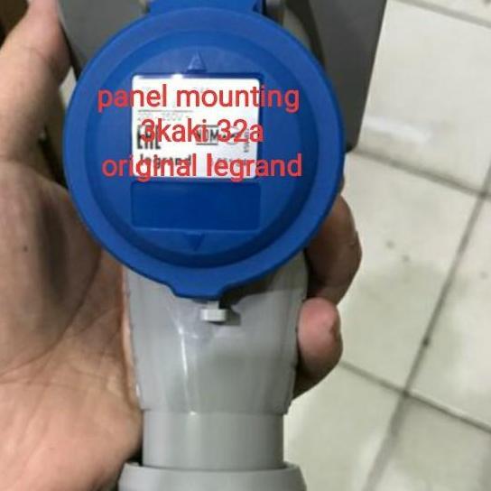Panel Mounting Legrand 3Pin 32A