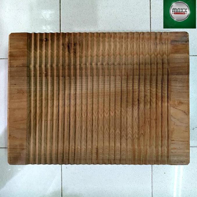 // PAPAN CUCI BAJU / PAPAN GILASAN BAJU KAYU JATI 50X34 *