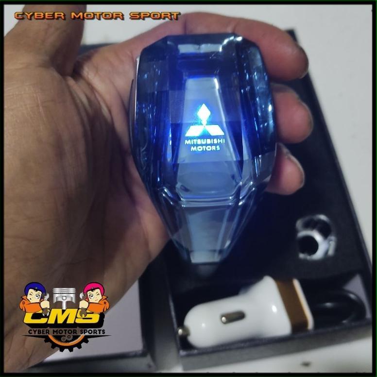 shiftknob mobil mitsubishi crystal led. tuas gigi perseneling logo nyala mitsubishi . shift knob nya