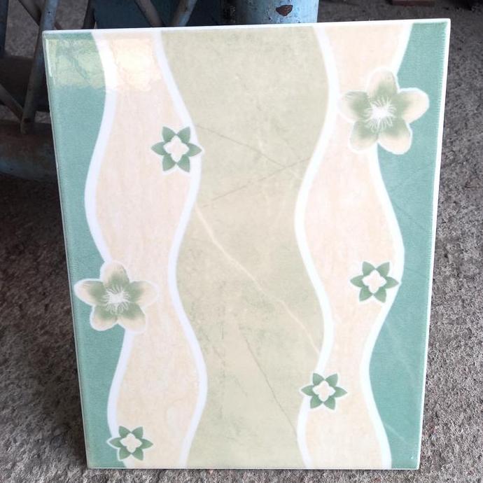 KERAMIK DINDING 20X25 GLOSSY HIJAU-DINDING KAMAR MANDI-DINDING DAPUR murah