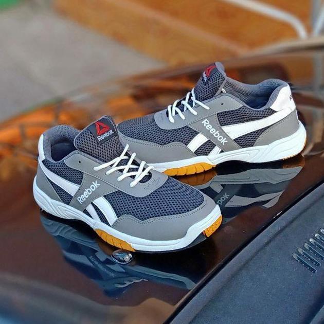 DISKON SEPATU BADMINTON // SEPATU OLAHRAGA// SEPATU SPORT / SEPATU OLAHRAGA BULUTANGKIS