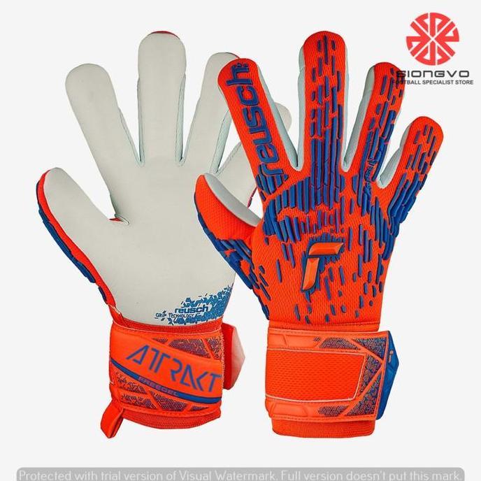 SARUNG TANGAN KIPER - REUSCH ATTRAKT FREEGEL SILVER GK GLOVE  54702352210