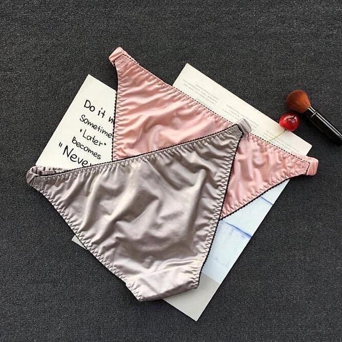 DV327 >> Celana Dalam Wanita Satin Sexy Super Stretching