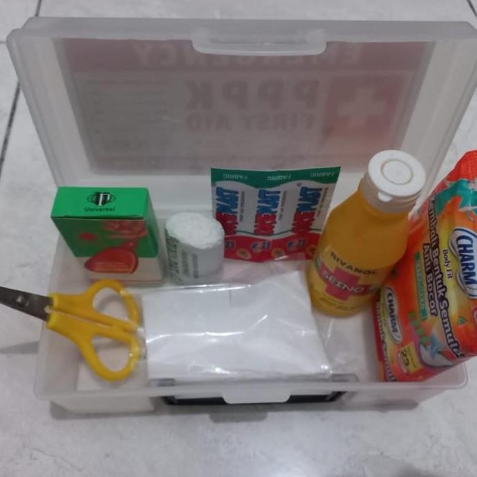 Kotak P3K box plastik lengkap dengan isi