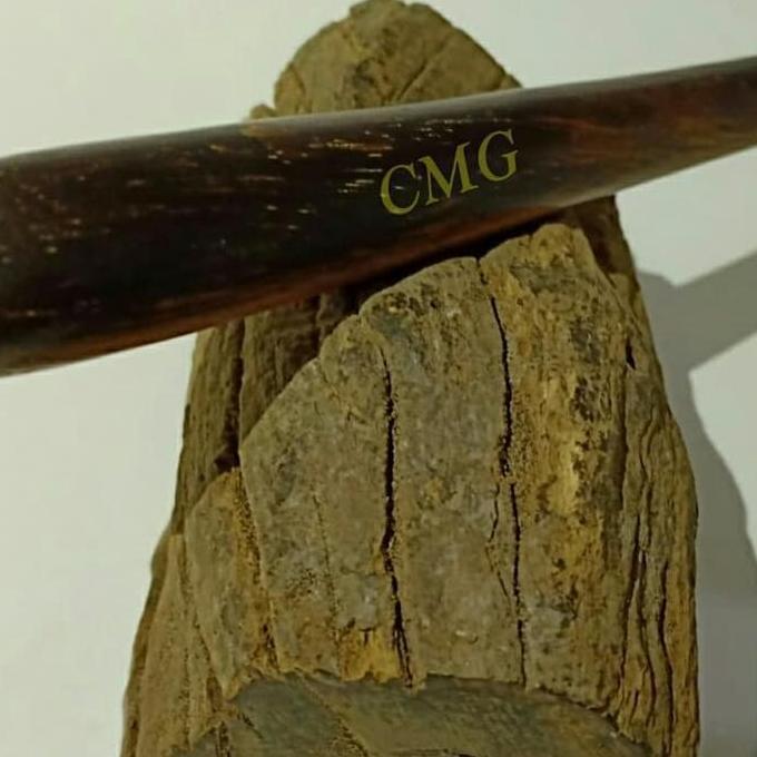 Batangan Kayu Gaharu Asli Kalimantan, Ukuran Panjang 12Cm Terlaris