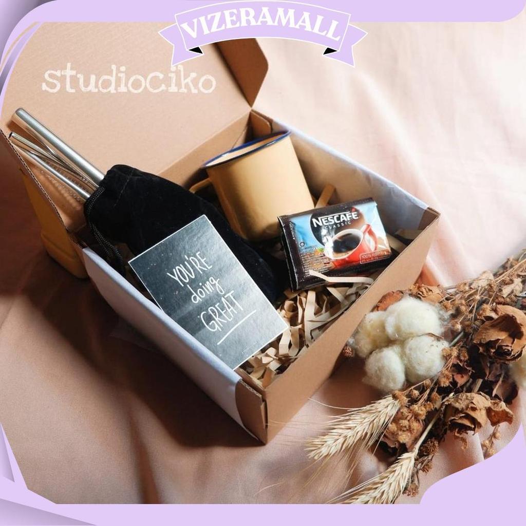 Hampers Cowok / Kado Ulang Tahun Cowok Cewek / Hampers Gift Box Wisuda Ulang Tahun Anniversary / Gif