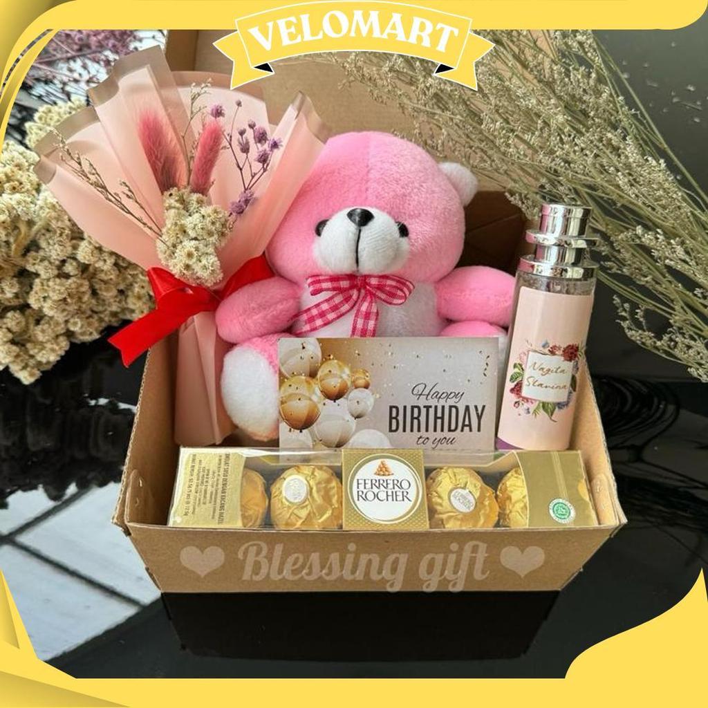 (Ready Stok) Kado Ulang Tahun Pacar | Kado Valentine | Giftbox Cewek Coklat Ferrero | Buket Ulang Ta