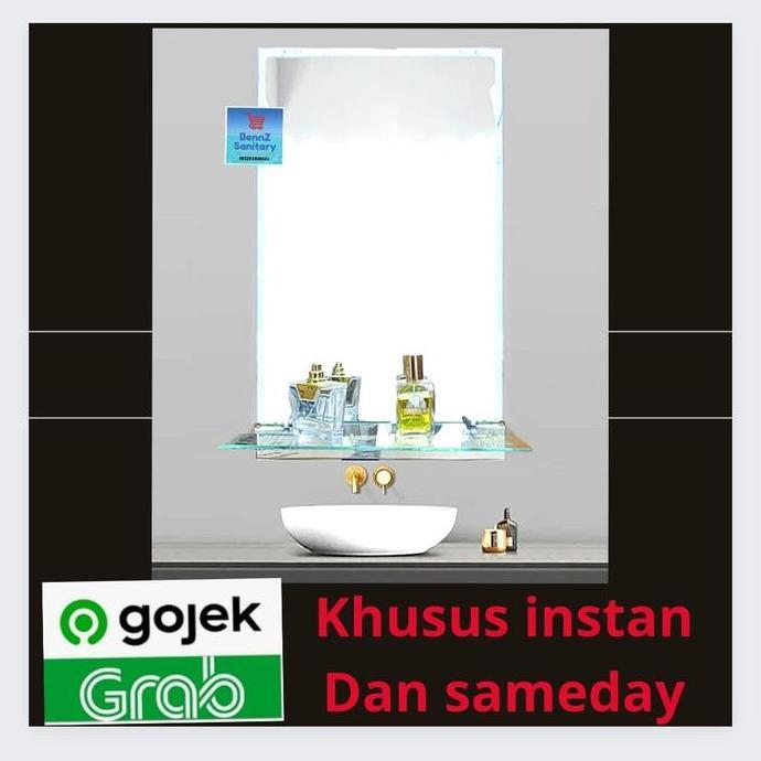 Kaca Cermin Wastafel Kotak Dengan Plangset / Kaca Cermin Tembok Ketebalan 5 Mm