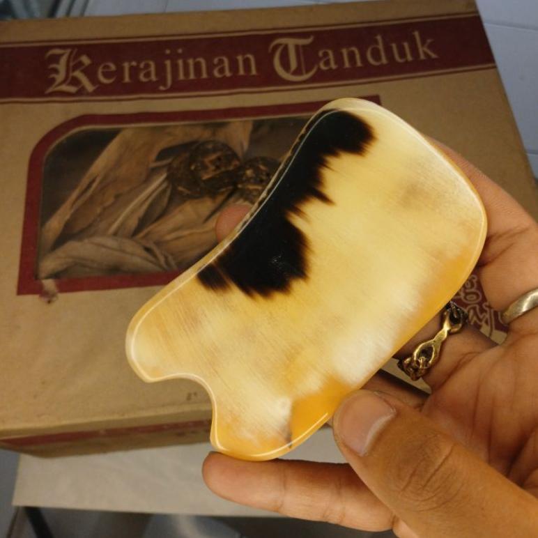 NEW DEALS Alat Pijat Terapi Guasha Tanduk Sapi Asli