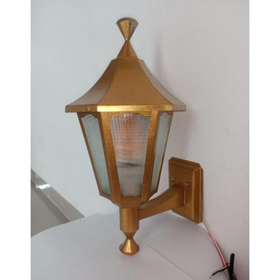 Lampu hias tempel dinding teras minimalis klasik gold