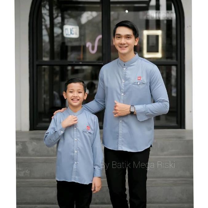 TAMPIL MODIS  Baju Koko Couple Ayah Anak Warna Biru Denim Bahan Toyobo - Atasan Kemeja Koko Kasual T