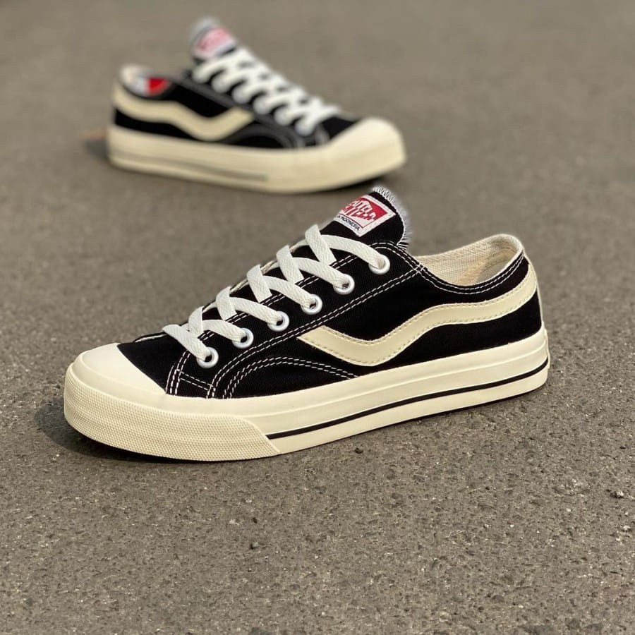 Sepatu Pria / Sepatu Vantela / Vantela / Sepatu Sneakers / Sepatu Hitam / Vantela Kasual