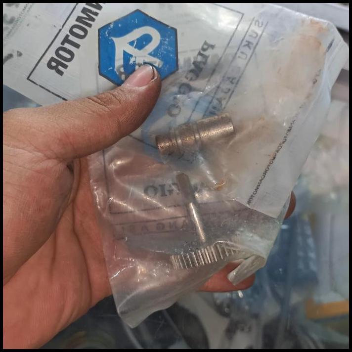 GRATIS ONGKIR GEAR OLI VESPA EXCEL ORIGINAL NOS