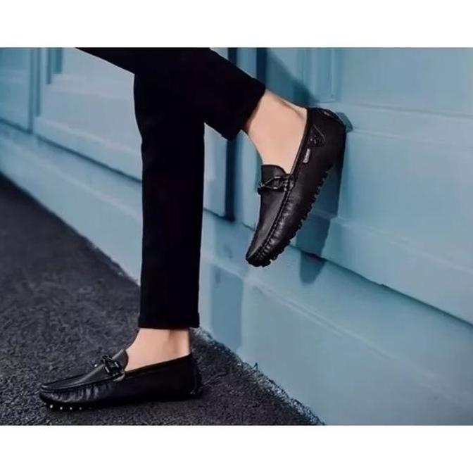 DISKON Sepatu Kulit Pria Keren Casual Hitam Sapi Asli 100% Kantor Playboy Terbaru Kerja Pantofel For