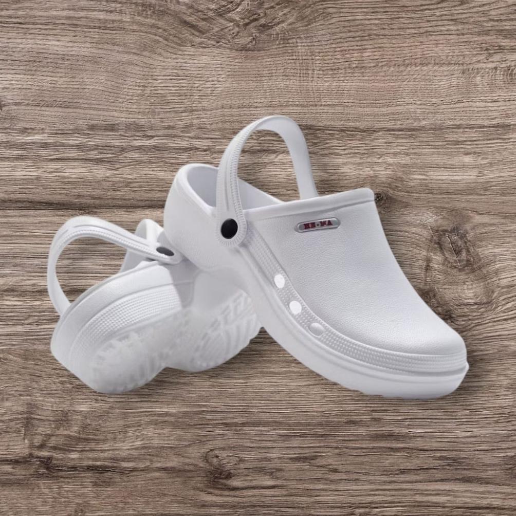 New Sandal  Sepatu Crocs Medis Putih Sandal Baim  Pria Wanita Perawat Bidan Dokter Sandal Rumah Wani
