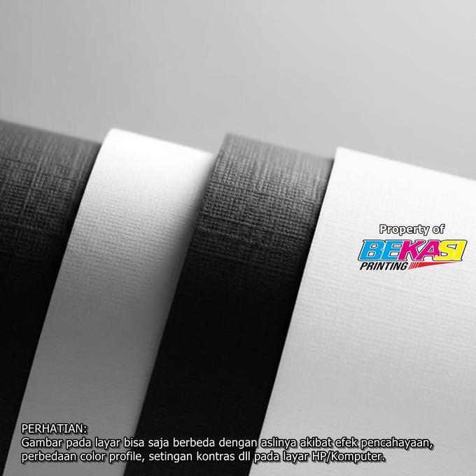 TERBARU - 25 Lembar Kertas Karton Linen 220 GSM White Putih Black Hitam Ukuran Plano 79x109 cm