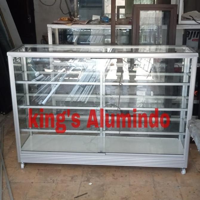 etalase kaca 2 meter / etalase kaca aluminium 2 meter / etalse 2 meter / etalase murah