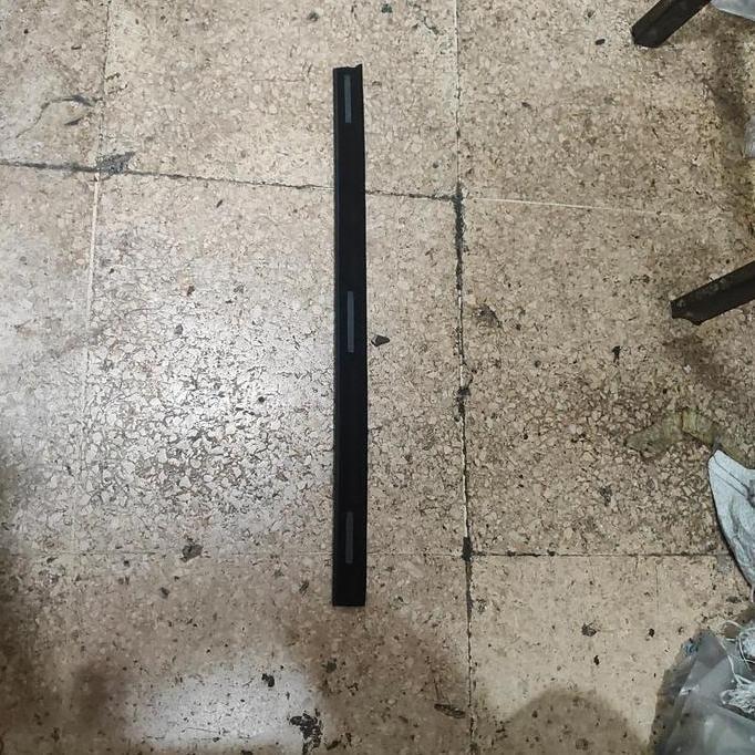 Jeep Cherokee Xj Flipit Pintu Belakang Luar Original