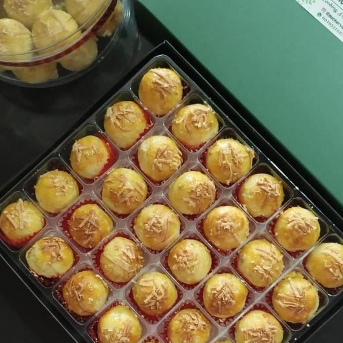 NASTAR BOX / DUS KUE NASTAR