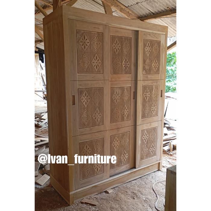 LEMARI PAKAIAN JATI PINTU 3 , LEMARI PAKAIAN SLIDING KAYU JATI 3 PINTU