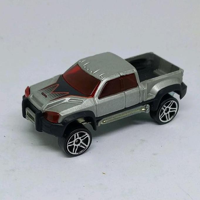 HOT WHEELS MEGA DUTY SILVER LOOSE DIECAST (S)