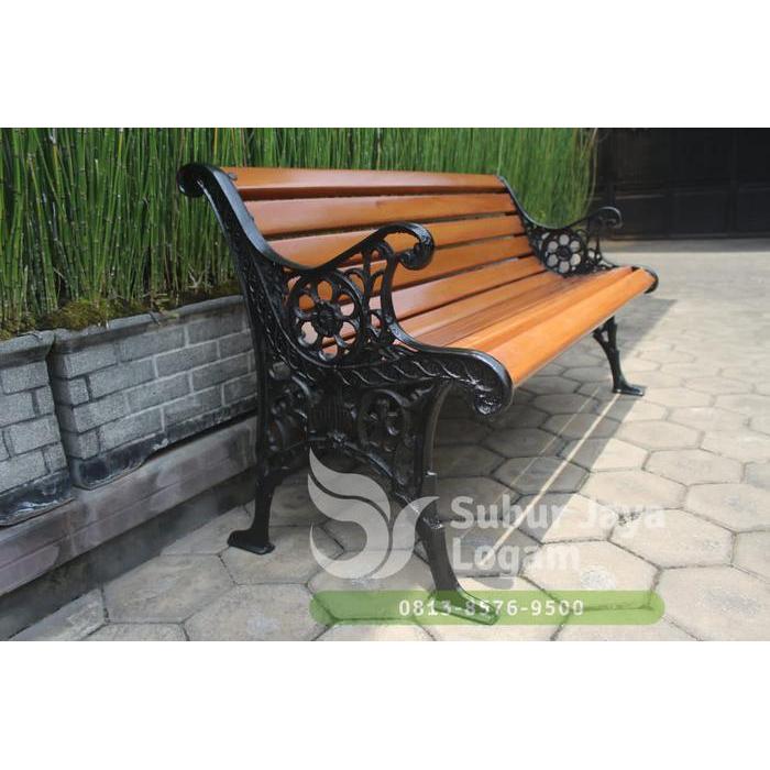 Kursi Besi Cor antik model Proll