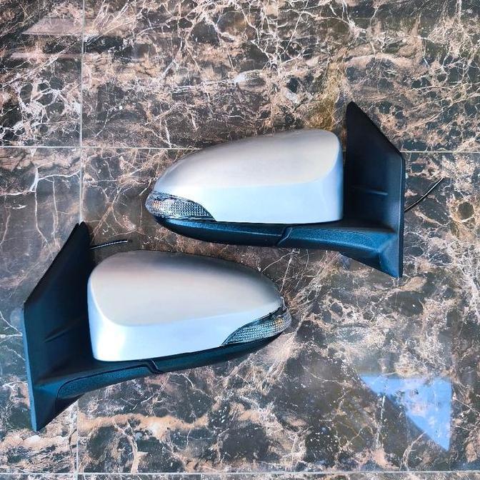 Spion Calya / Sigra manual bentuk Model Elektrik  / spion sigra