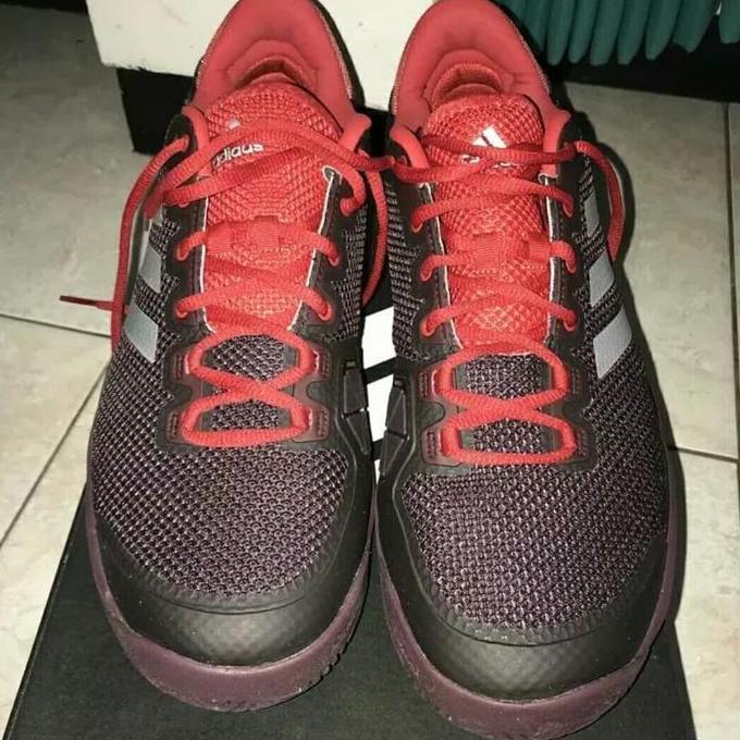 sepatu runing