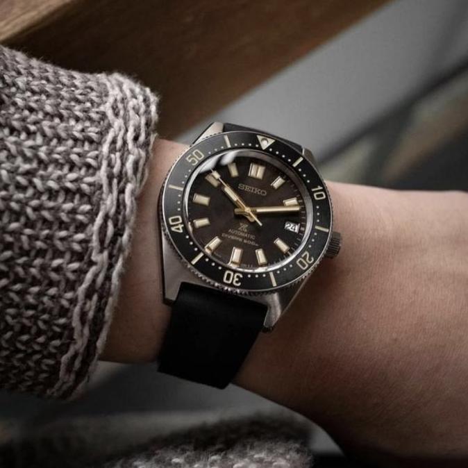 Jam Tangan Pria Seiko Prospex SPB147J1 Automatic Diver Black Dial Black Silicone Strap Made in Japan