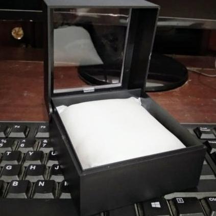 Kotak Jam Tangan Kaca Besar