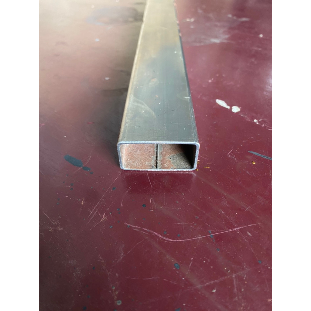 Pipa Besi Kotak / Hollow 20 mm x 40 mm Tebal 1.5 mm Panjang 45 cm