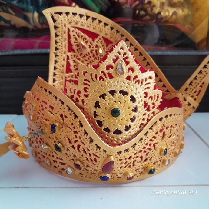 ___] Mahkota gelungan tari margapati bali bahan karton bahan kulit sapi