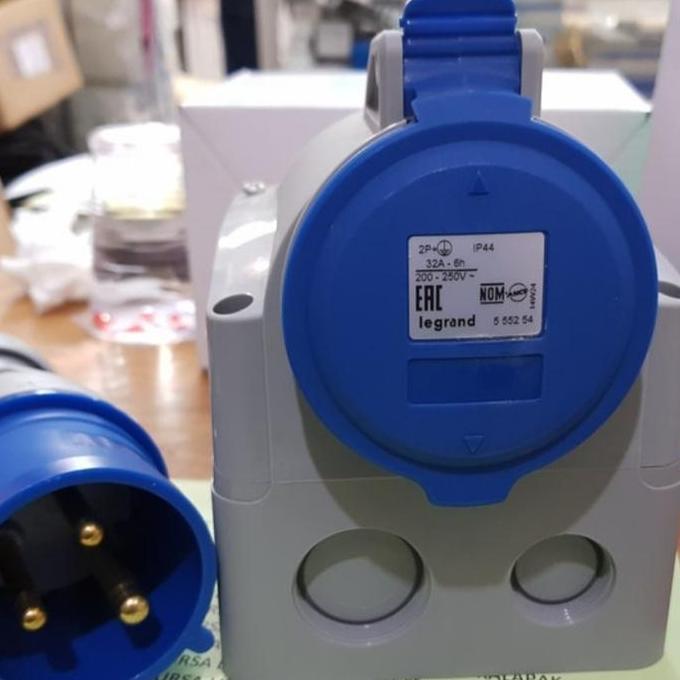 surface mounting legrand 3pin 32a set