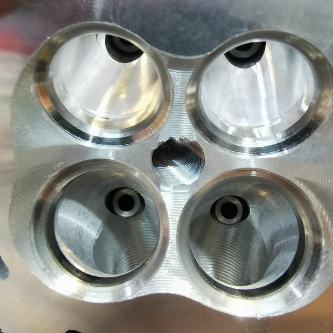 DIREWOLF blok head Sum racing 22 25 cnc porting