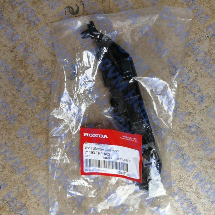 Bracket Bumper Depan Kanan Original Civic FB